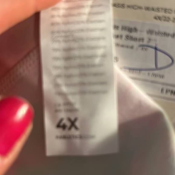 Shorts - Picture 4 of 4